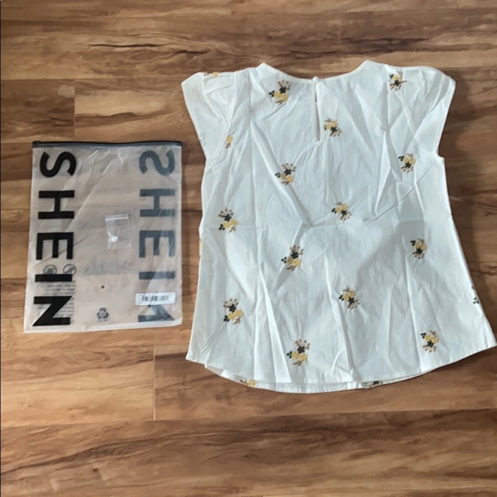 SHEIN Flower All Over  Embroidered Cotton Blouse - Picture 3 of 12